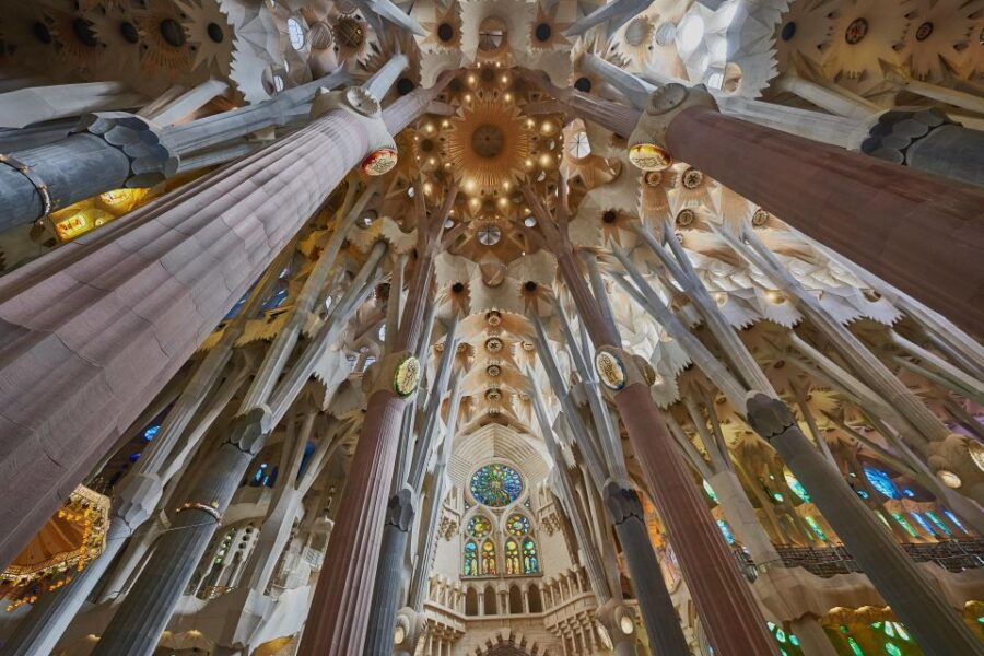 barcelona-private-guided-tour-of-sagrada-familia