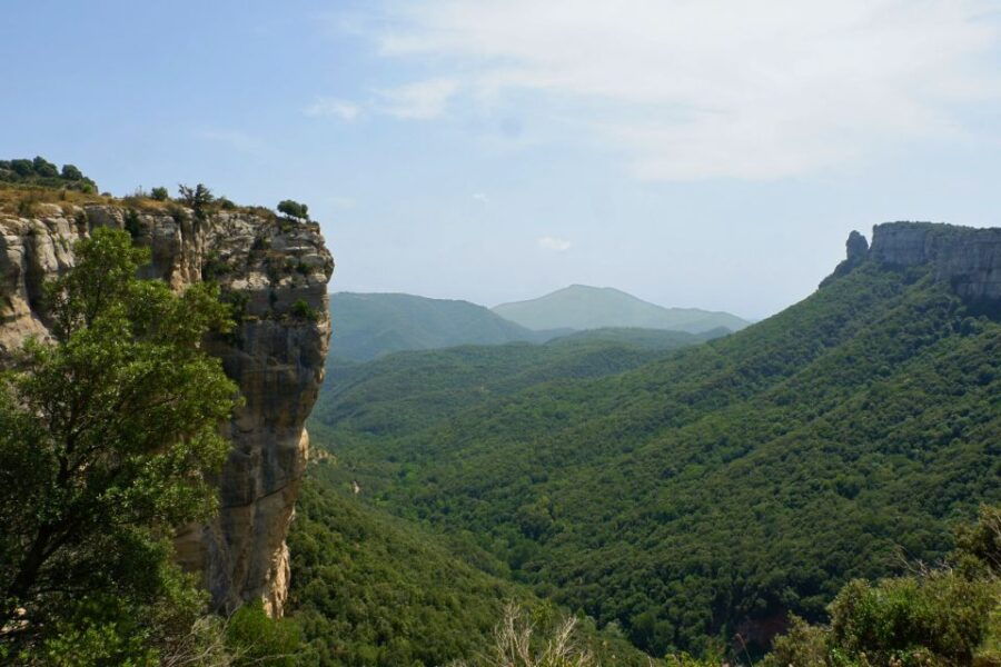 barcelona-pyrenees-villages-and-trails-full-day-tour