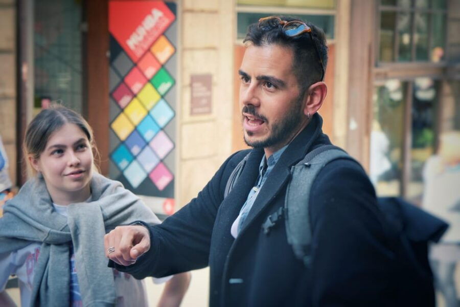 barcelona-ramblas-gothic-gaudi-architecture-walking-tour