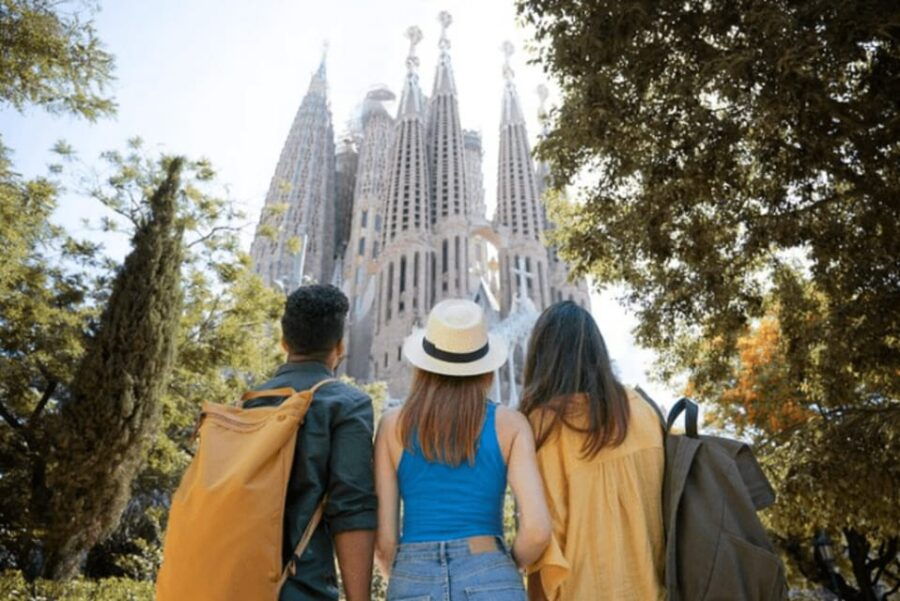 barcelona-sagrada-familia-private-guided-tour