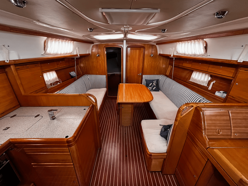 barcelona-sail-with-your-private-yacht