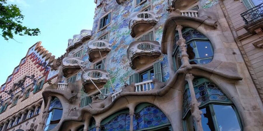 barcelona-sant-pau-and-casa-batllo-guided-tour