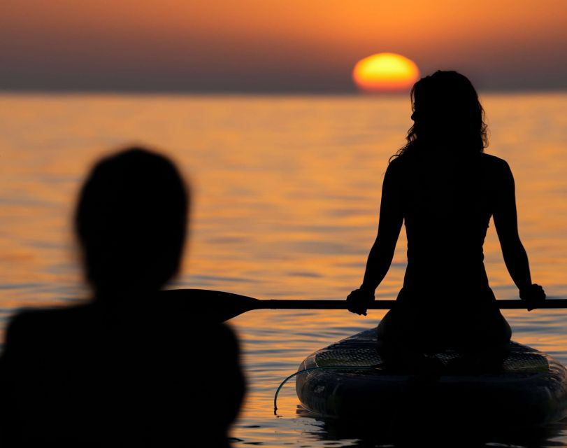 barcelona-sunrise-paddleboarding-with-instructor-and-photos