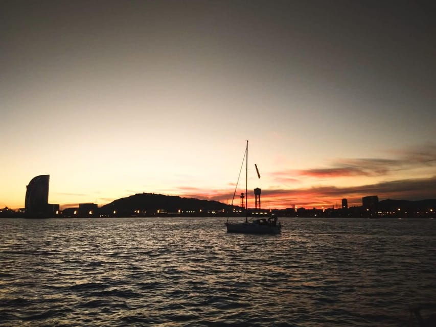 barcelona-sunset-sailing-tour-with-tapas-and-open-bar