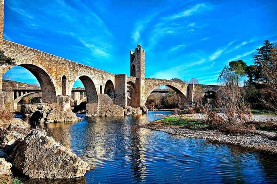 barcelona-tour-besalu-peratallada-and-pals