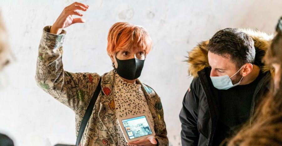 barcelona-walking-tour-with-montjuic-castle-cable-car