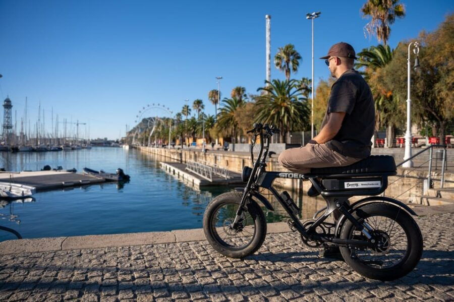 barceloneta-beach-stand-up-paddle-electrical-fatbike-tour