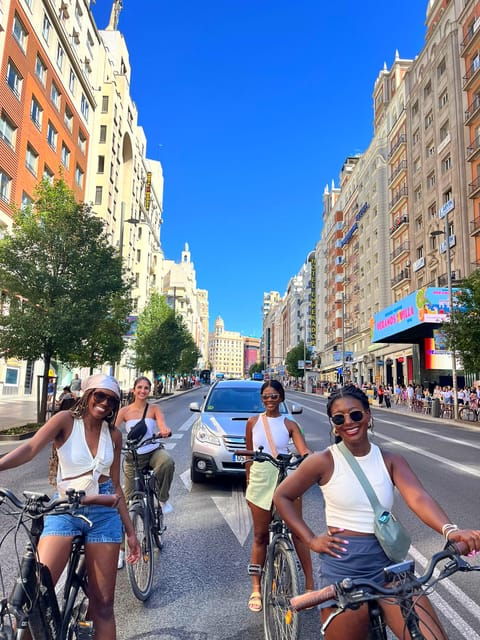 best-of-madrid-3-hour-guided-bike-tour-in-small-groups