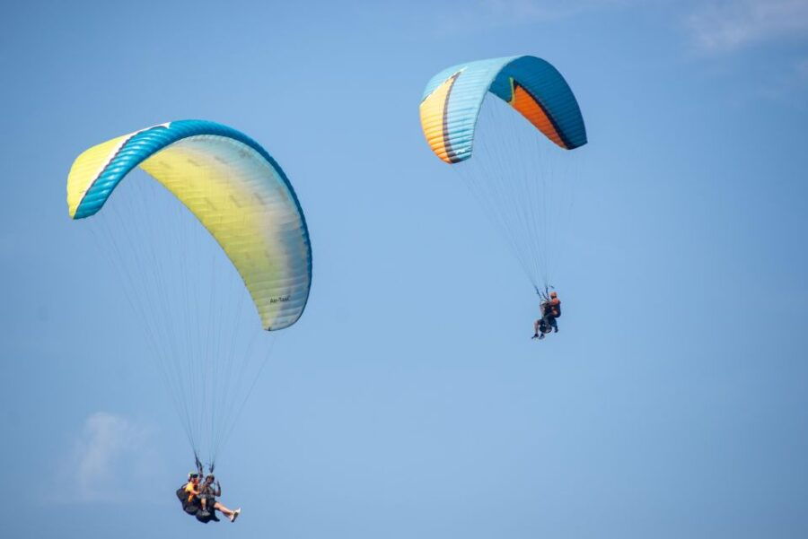bilbao-paragliding-flight-on-the-coast-of-sopelana-and-getxo