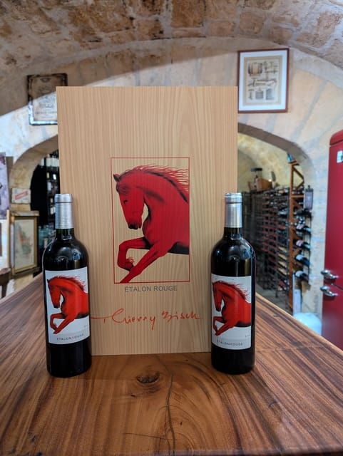 blaye-the-secrets-of-blaye-wine-art-history-and-old-cars