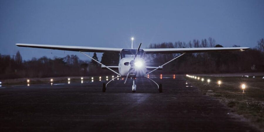 bordeaux-panoramic-flight-over-vineyards-and-chateaux