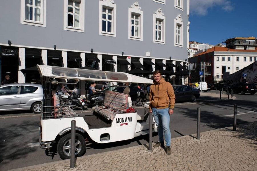 burgues-lisbon-city-center-private-tuk-tuk-tour