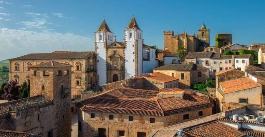 caceres-city-highlights-private-guided-walking-tour