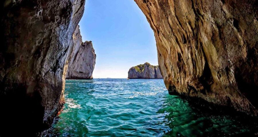capri-island-boat-tour