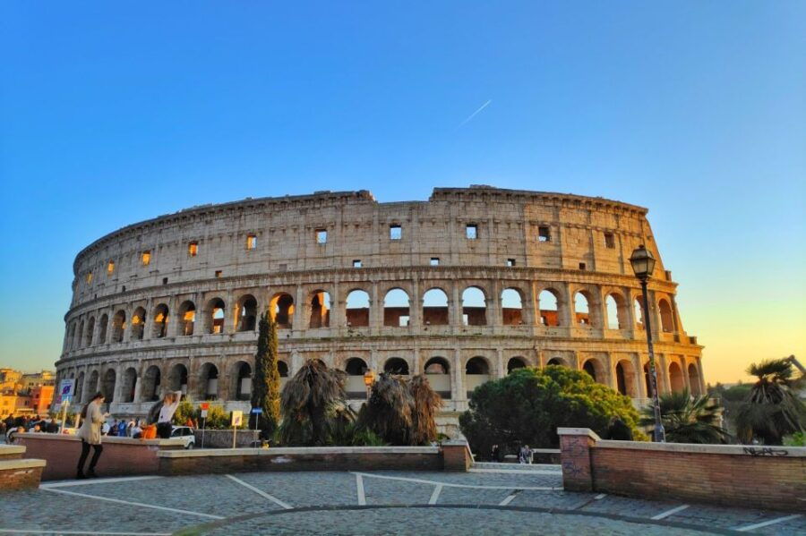 captivating-pearls-of-rome-family-walking-tour