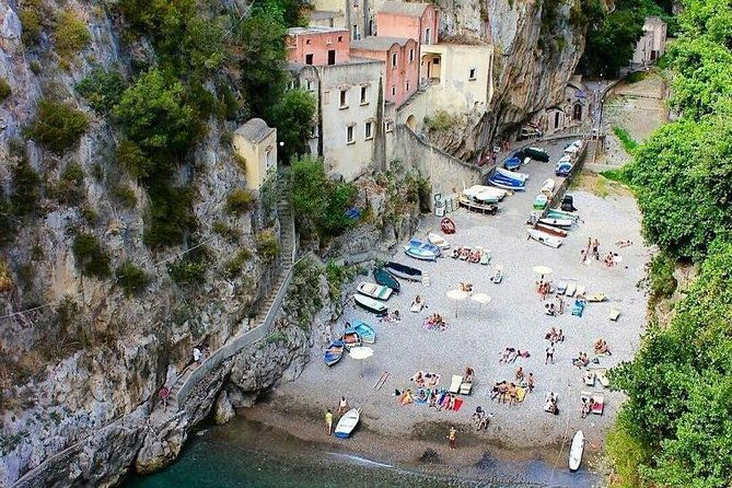 carmines-secret-tour-from-naples-train-station-coming-from-rome-or-naples-port