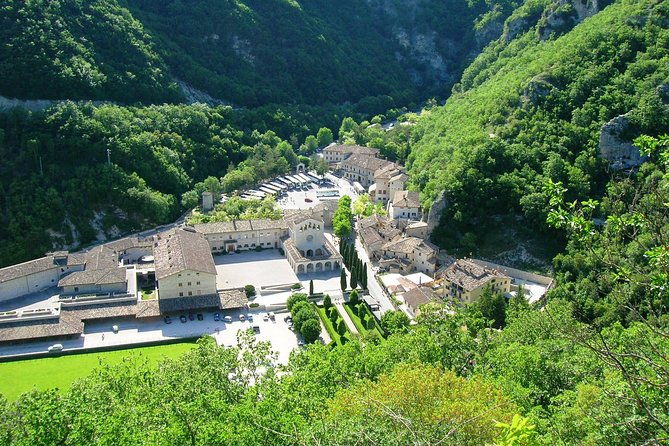 cascia-and-roccaporena-from-rome