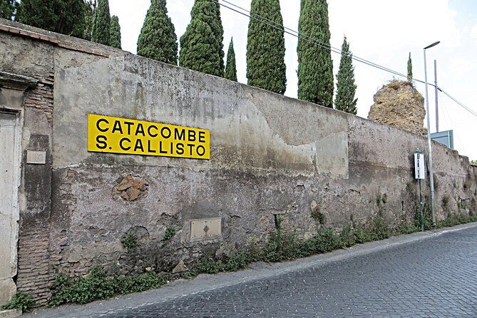 catacombs-guided-tour-with-pick-up-and-drop-off