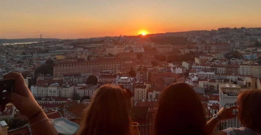 chaparrus-lisbon-essentials-5-h-tuk-tuk-tour