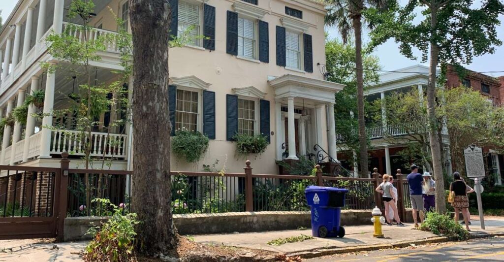 Charleston: 2-Hour Strong Women of the South History Tour