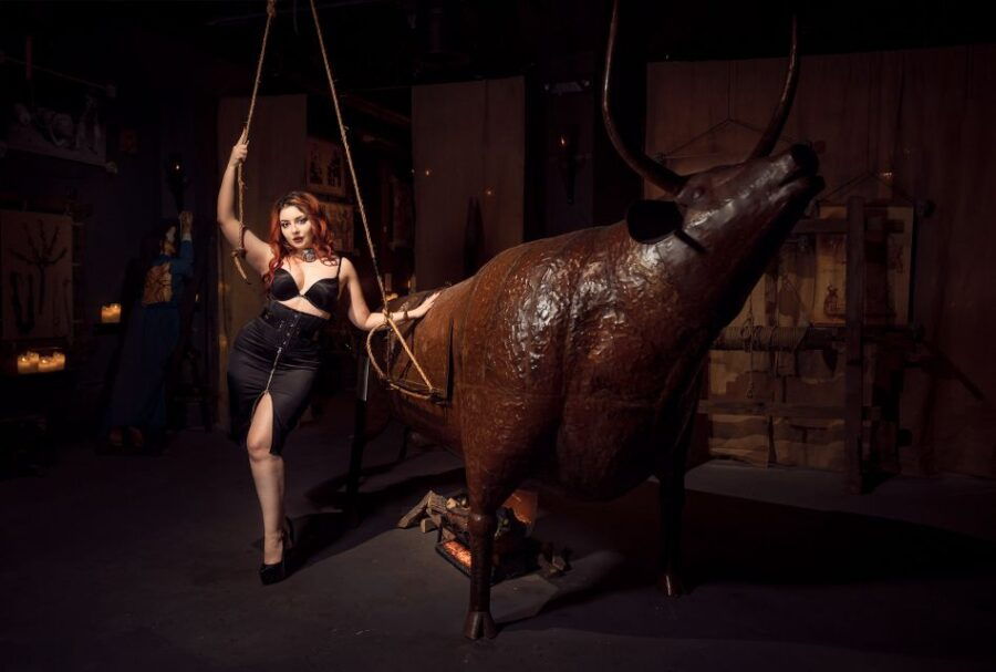 chicago-medieval-torture-museum-ticket-with-ghost-hunting