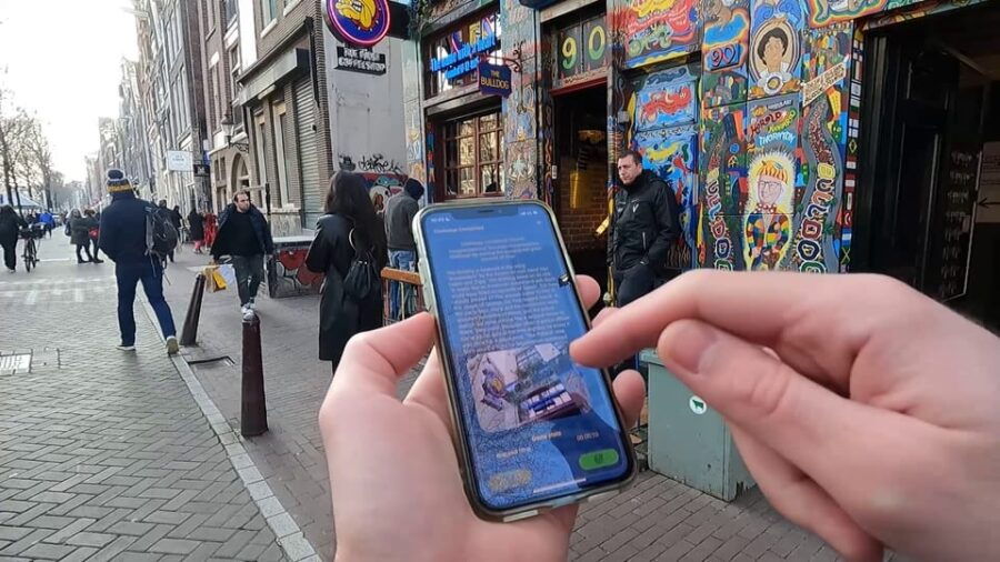 coffeeshops-walking-tour-with-smartphone-app