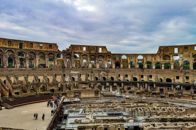 colosseum-roman-forum-with-gladiator-arena-for-kids-families
