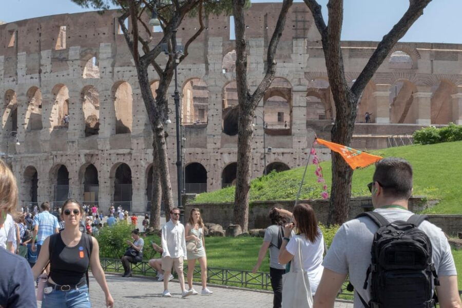 colosseum-with-arena-roman-forum-and-palatine-hill-tour