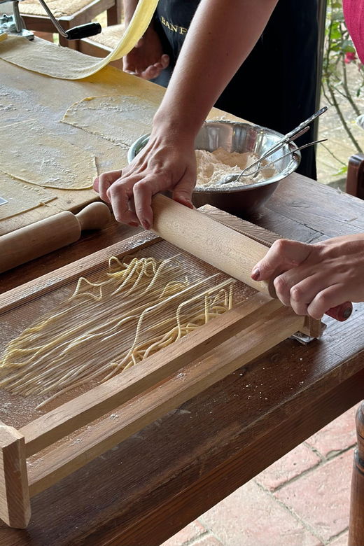 cooking-class-in-a-private-medieval-village