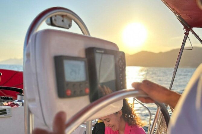 copa-america-barcelona-private-sailing-tour-with-aperitif