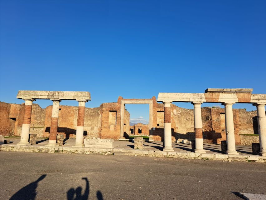 day-trip-to-pompeii-vesuvius-from-naples
