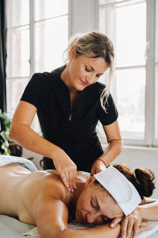 Deep Tissue Massage Therapy NYC - 45 Mins