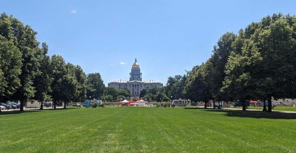 Denver: City Highlights Guided E-Bike Tour