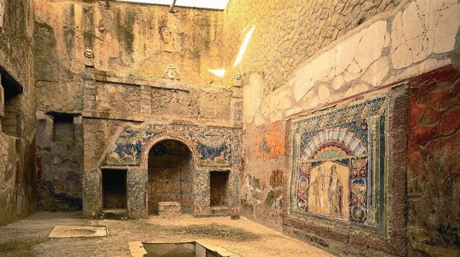 discover-pompeii-herculaneum-and-taste-the-wines-of-vesuvius-in-a-unique-experience