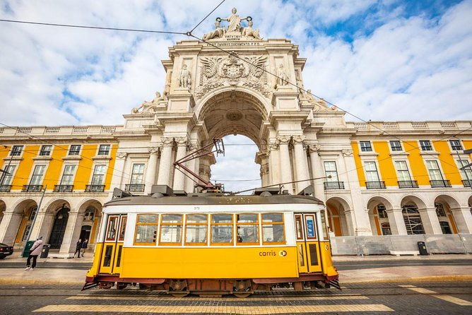 discover-the-charm-of-lisbon-hills