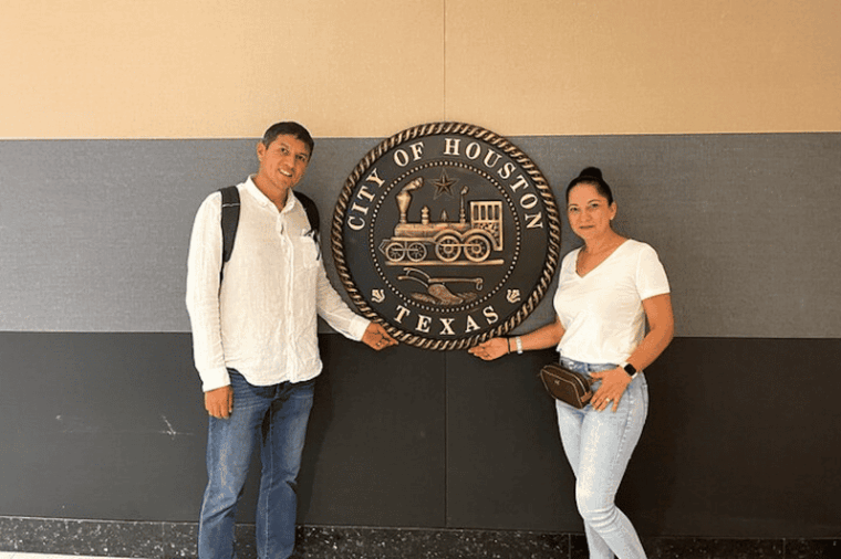 downtown-houston-astroville-tunnel-tour-in-spanish