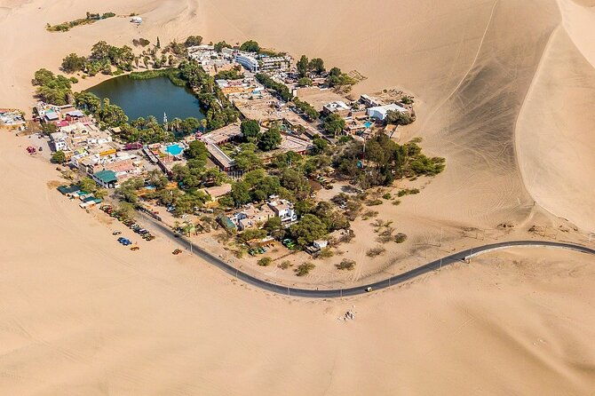 dune-buggy-sandboarding-around-huacachina-oasis-ballestas-islands-day-tour