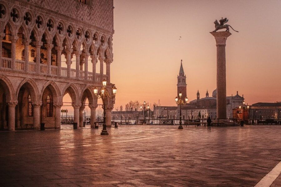 early-morning-photo-tour-and-breakfast-in-a-luxury-location