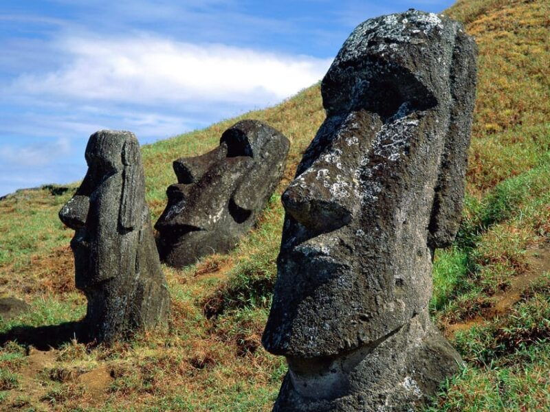 easter-island-moai-full-day-private-tour