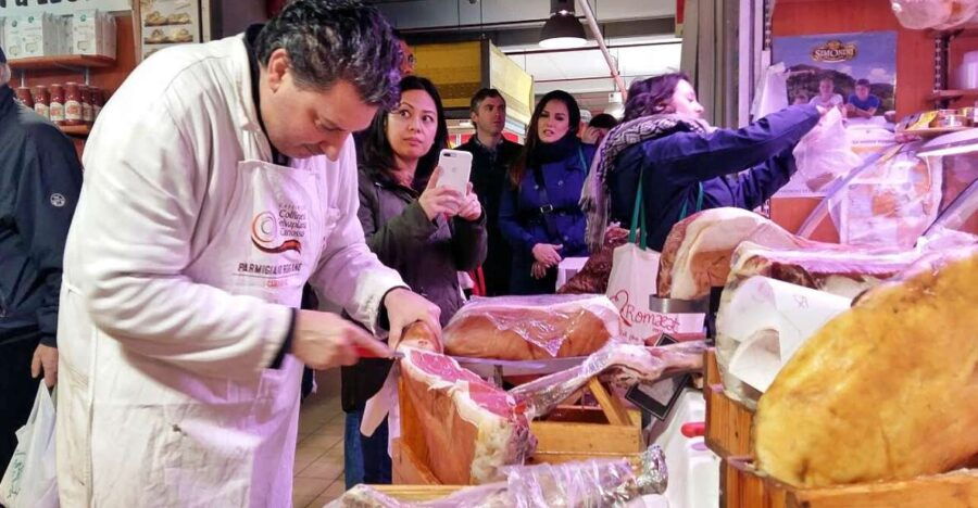 eat-like-a-roman-traditional-food-local-market-history