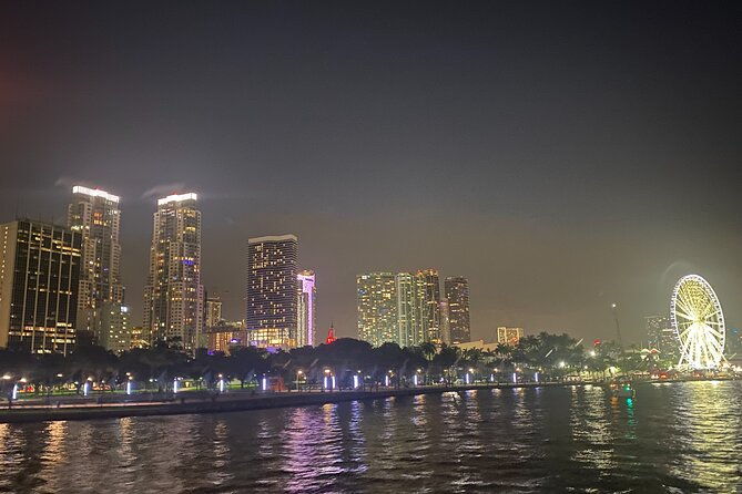 evening-sightseeing-cruise-on-biscayne-bay-miami