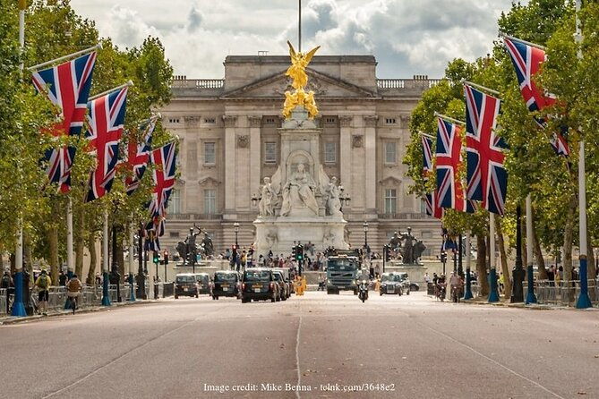 family-friendly-royal-london-private-full-day-highlights-tour