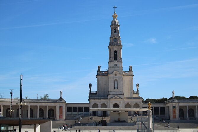 fatima-batalha-nazare-and-obidos-tour-from-lisbon