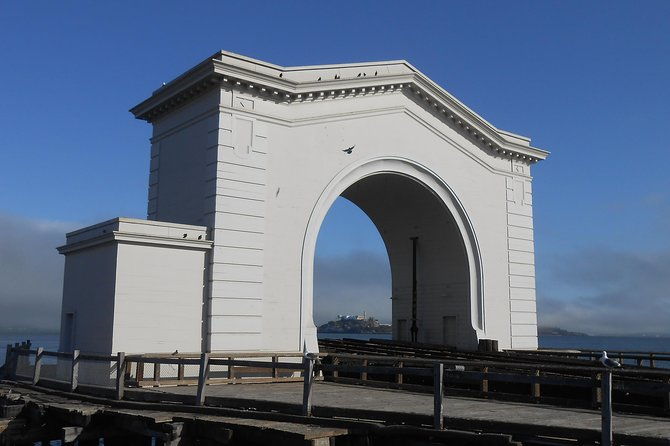 fishermans-wharf-self-guided-walking-tour-and-hunt