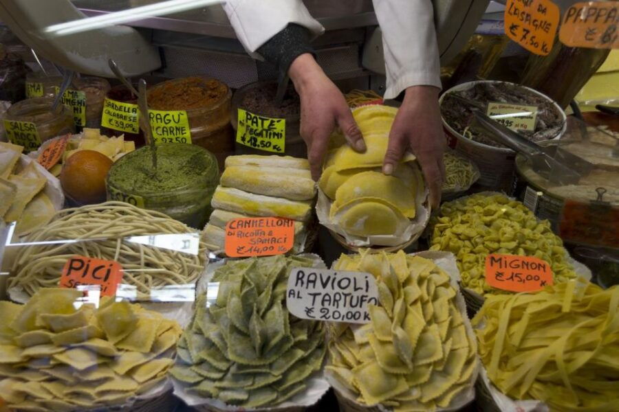 florence-foodies-tour-taste-delicious-tuscan-food-wine