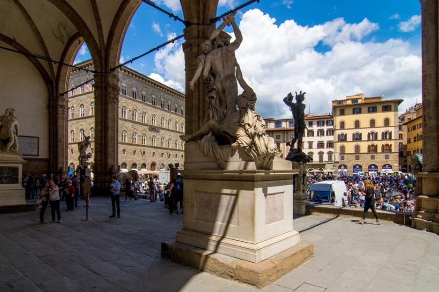 florence-guided-walking-tour-with-accademia-gallery-visit