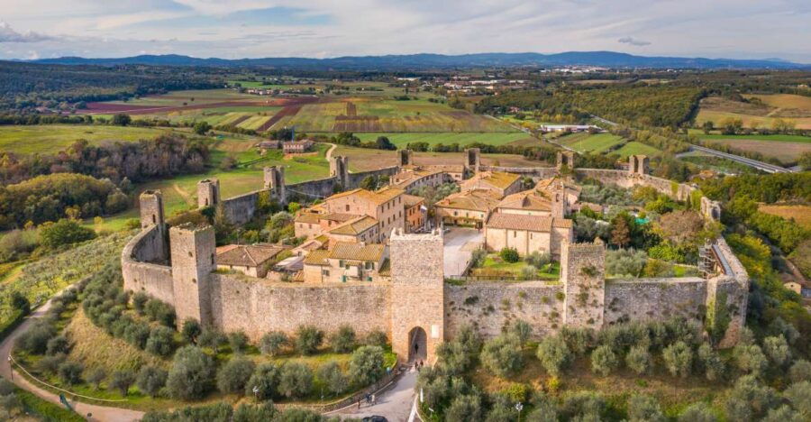 florence-monteriggioni-val-dorcia-optional-wine-tasting