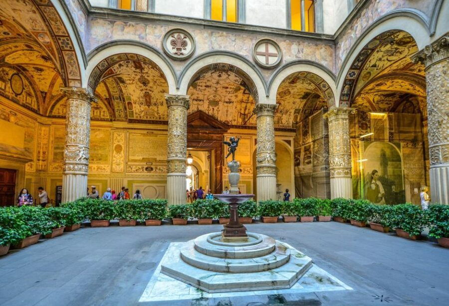 florence-palazzo-vecchio-guided-tour-2