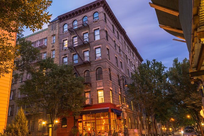 friends-in-new-york-city-private-car-tour-with-tickets