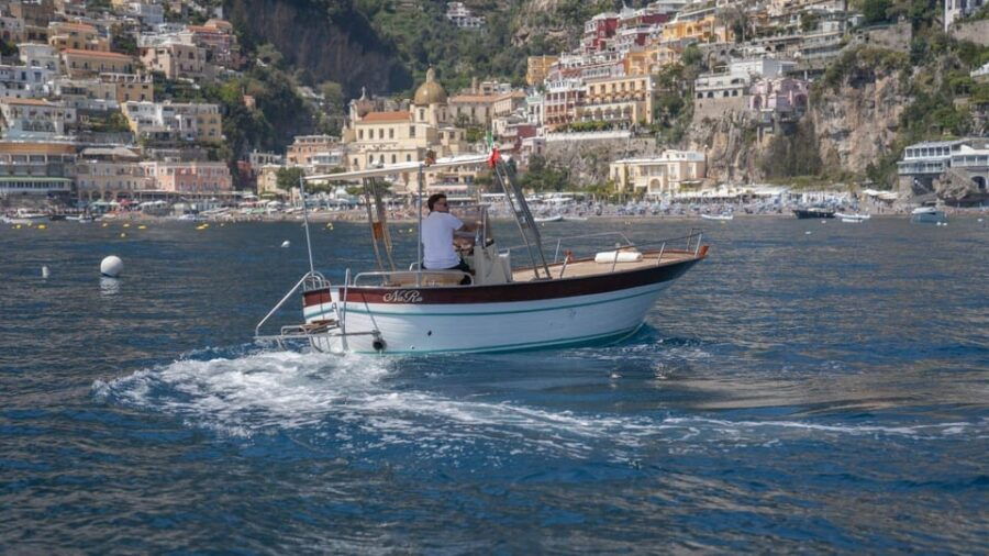 from-amalfi-private-7m-boat-tour-on-the-amalfi-coast